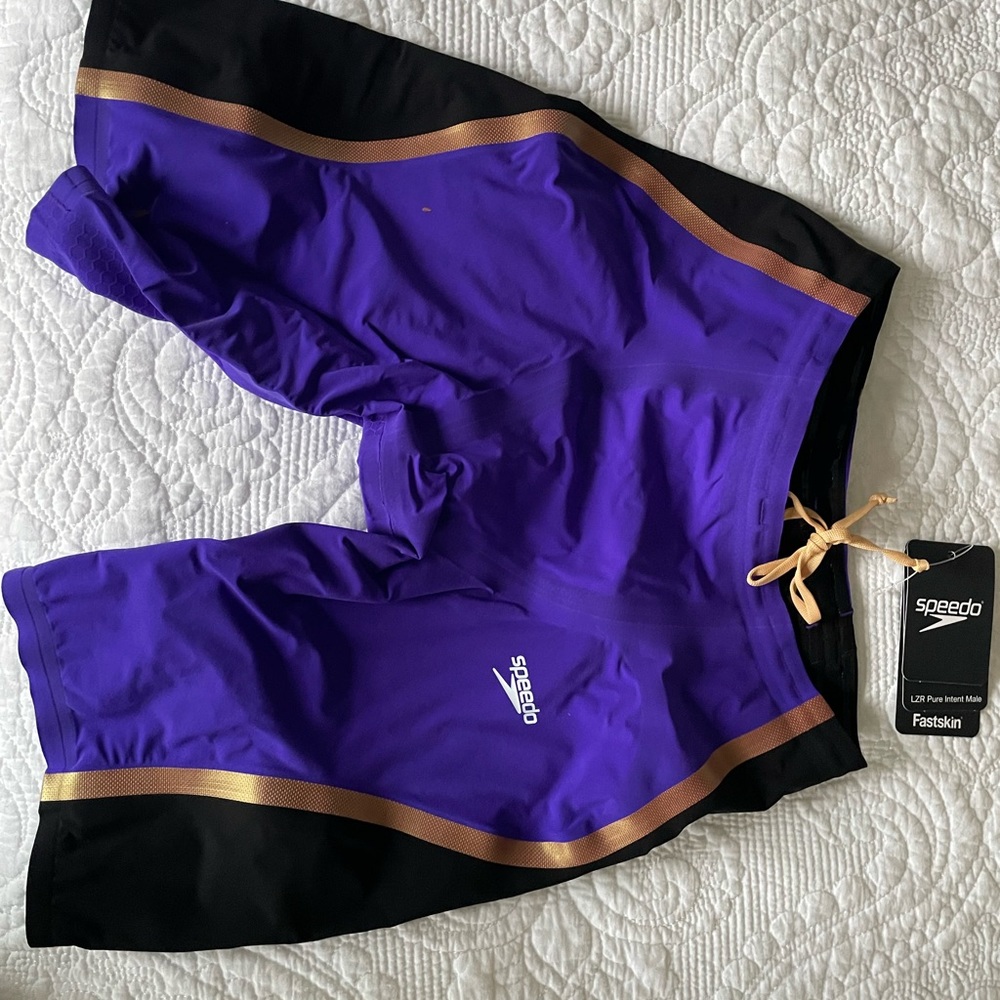 NWT Size 25 Speedo Pure Intent